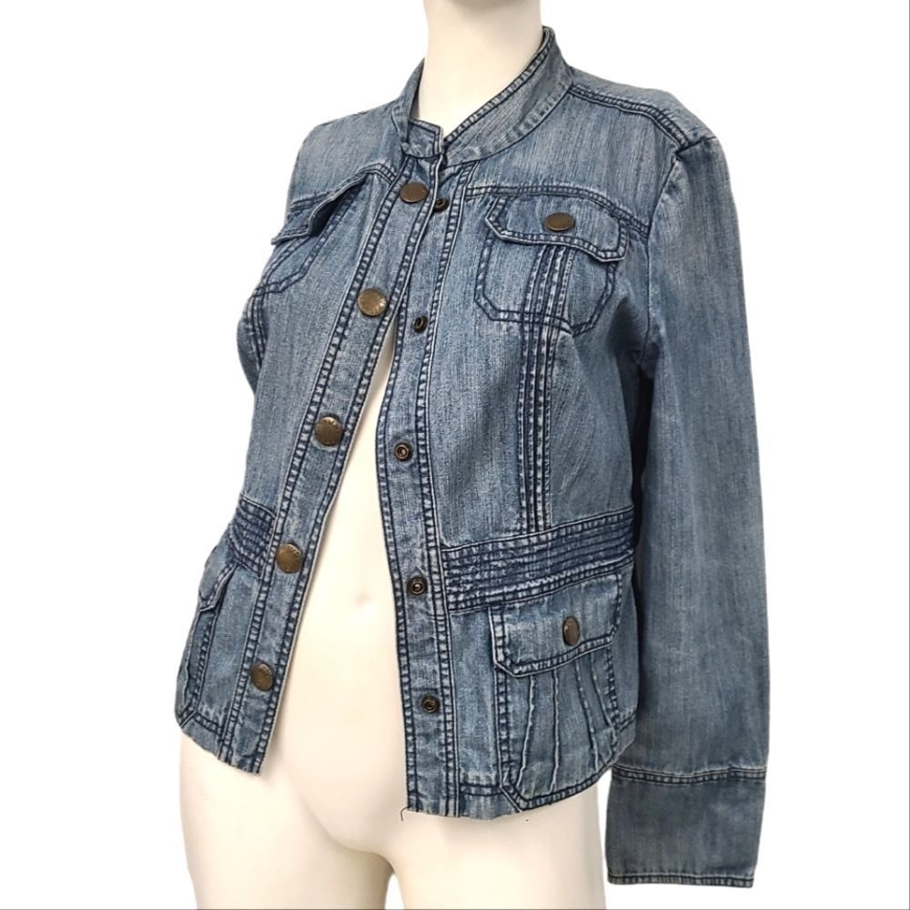 Vintage 90's Tommy Hilfiger Jean Jacket size Medium - Picture 3 of 9